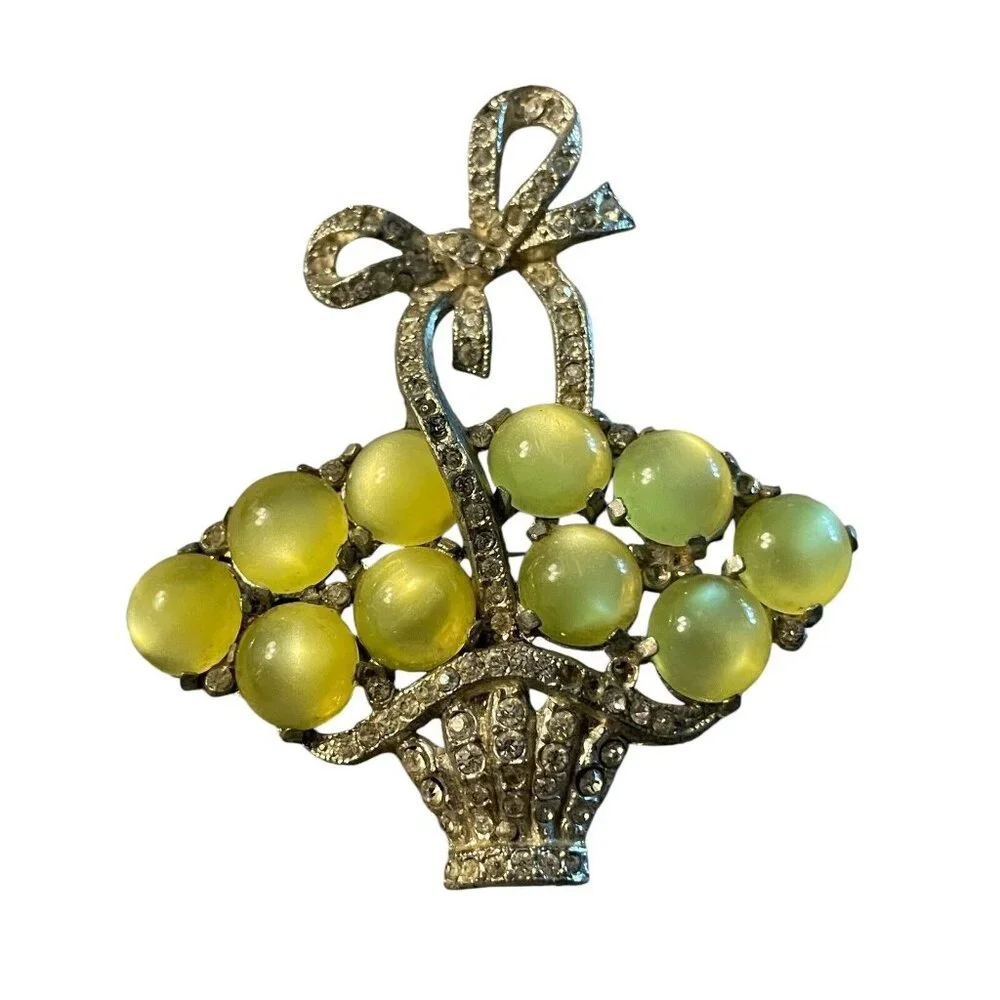 CORO Unsigned Yellow Moonstone Lucite Basket‎ Brooch Rhinestones Vintage READ